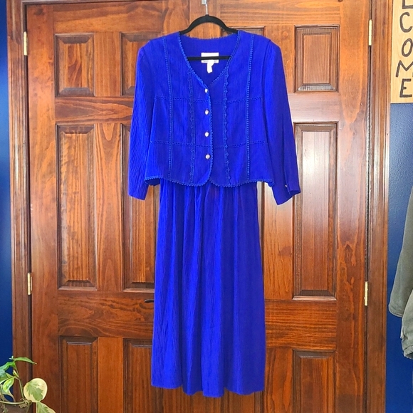 USA made Vintage women's dress size 14P with beautiful details. - Picture 1 of 8